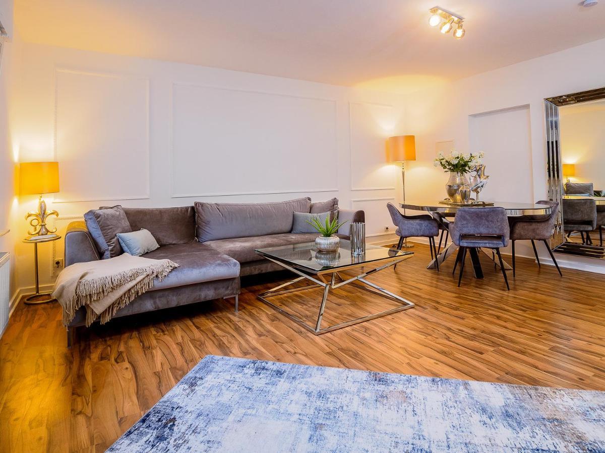Gemuetliche & Individuelle Ferienwohnungen In Krefeld - Junik Apartments Екстер'єр фото