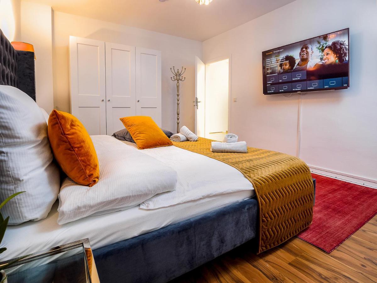Gemuetliche & Individuelle Ferienwohnungen In Krefeld - Junik Apartments Екстер'єр фото