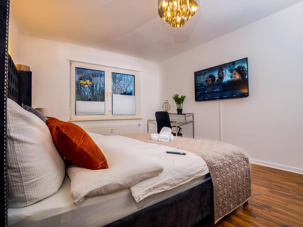 Gemuetliche & Individuelle Ferienwohnungen In Krefeld - Junik Apartments Екстер'єр фото