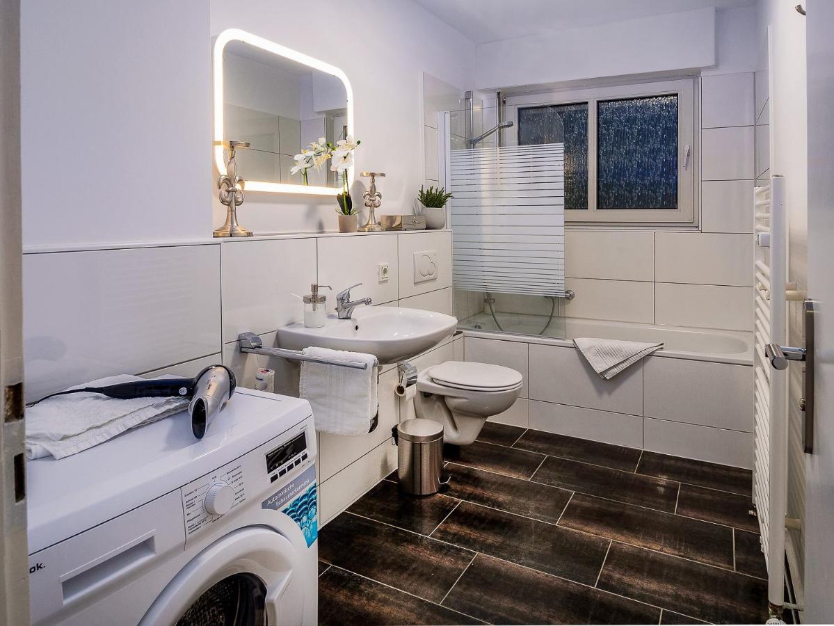 Gemuetliche & Individuelle Ferienwohnungen In Krefeld - Junik Apartments Екстер'єр фото