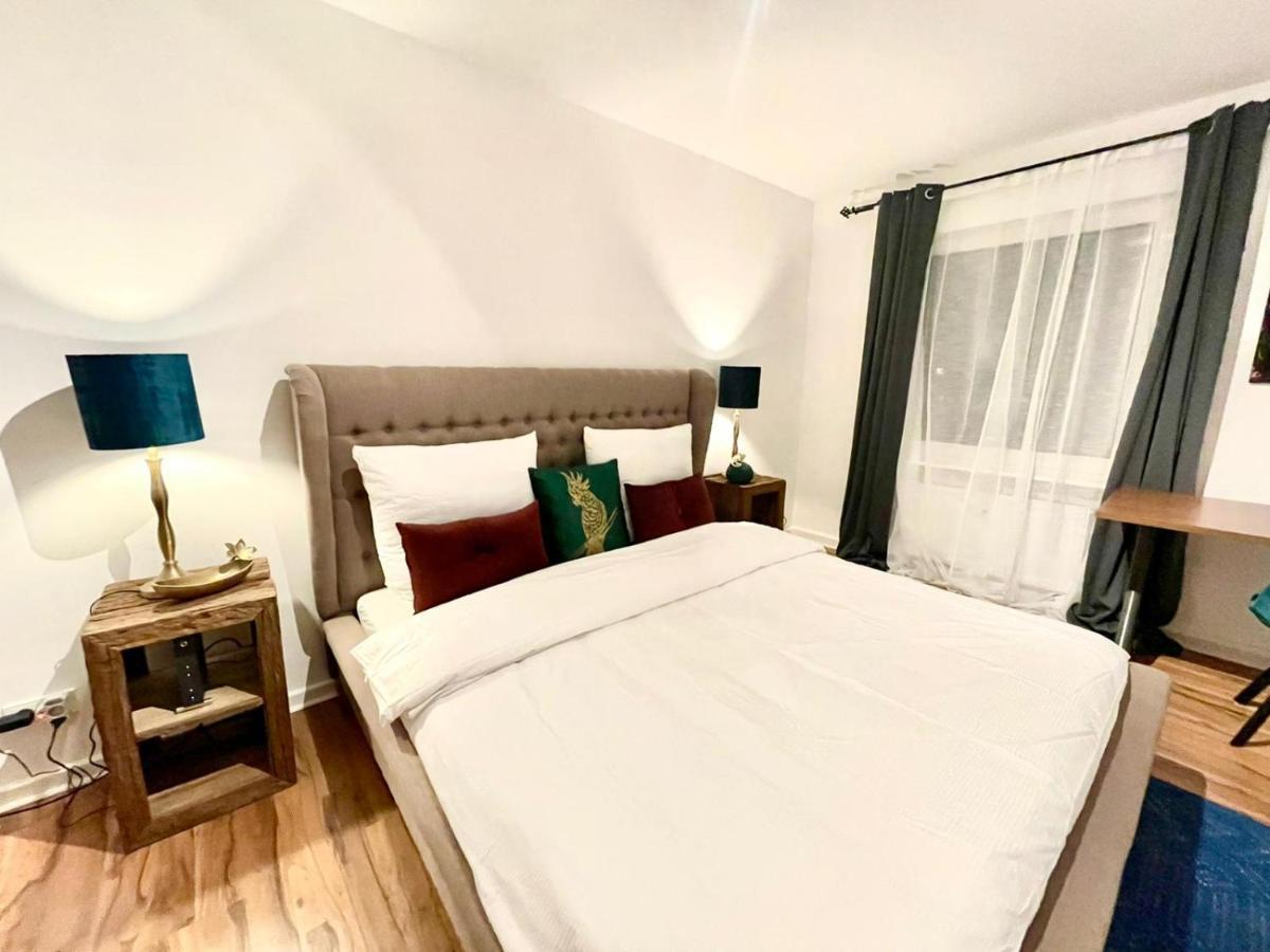 Gemuetliche & Individuelle Ferienwohnungen In Krefeld - Junik Apartments Екстер'єр фото