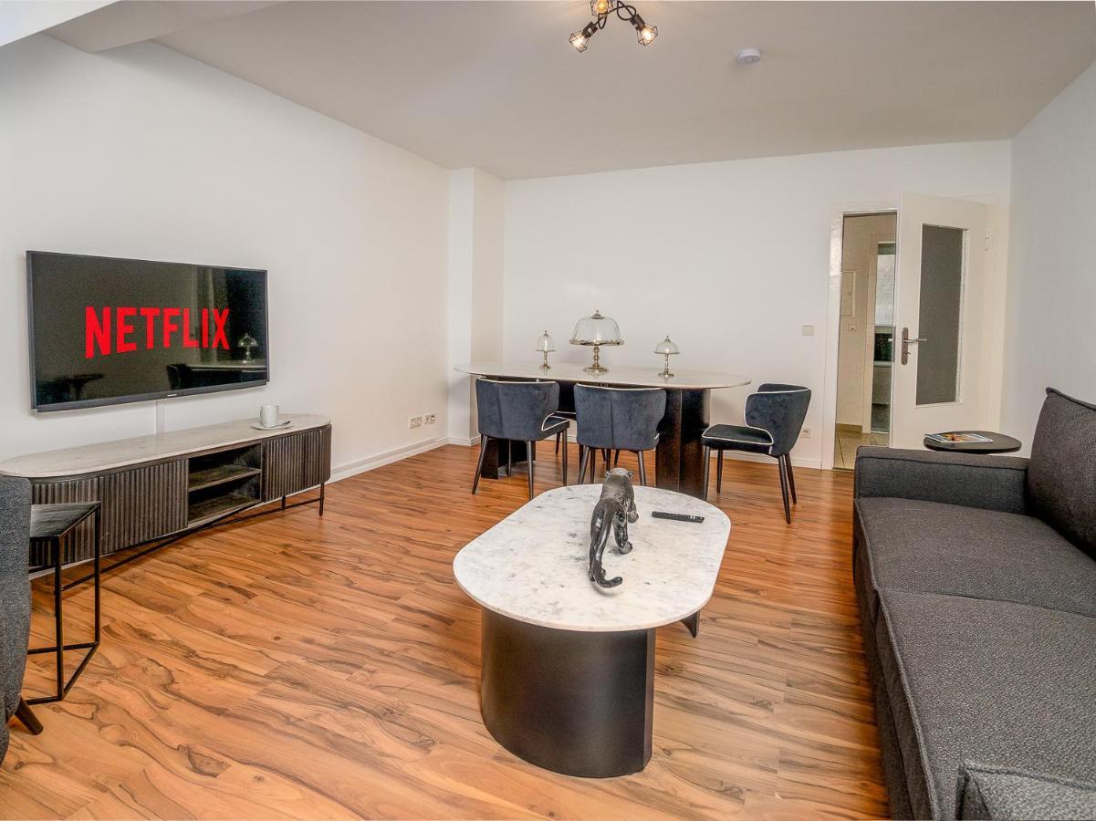 Gemuetliche & Individuelle Ferienwohnungen In Krefeld - Junik Apartments Екстер'єр фото