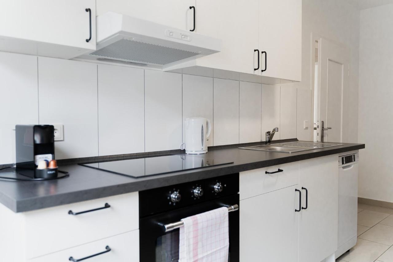 Gemuetliche & Individuelle Ferienwohnungen In Krefeld - Junik Apartments Екстер'єр фото