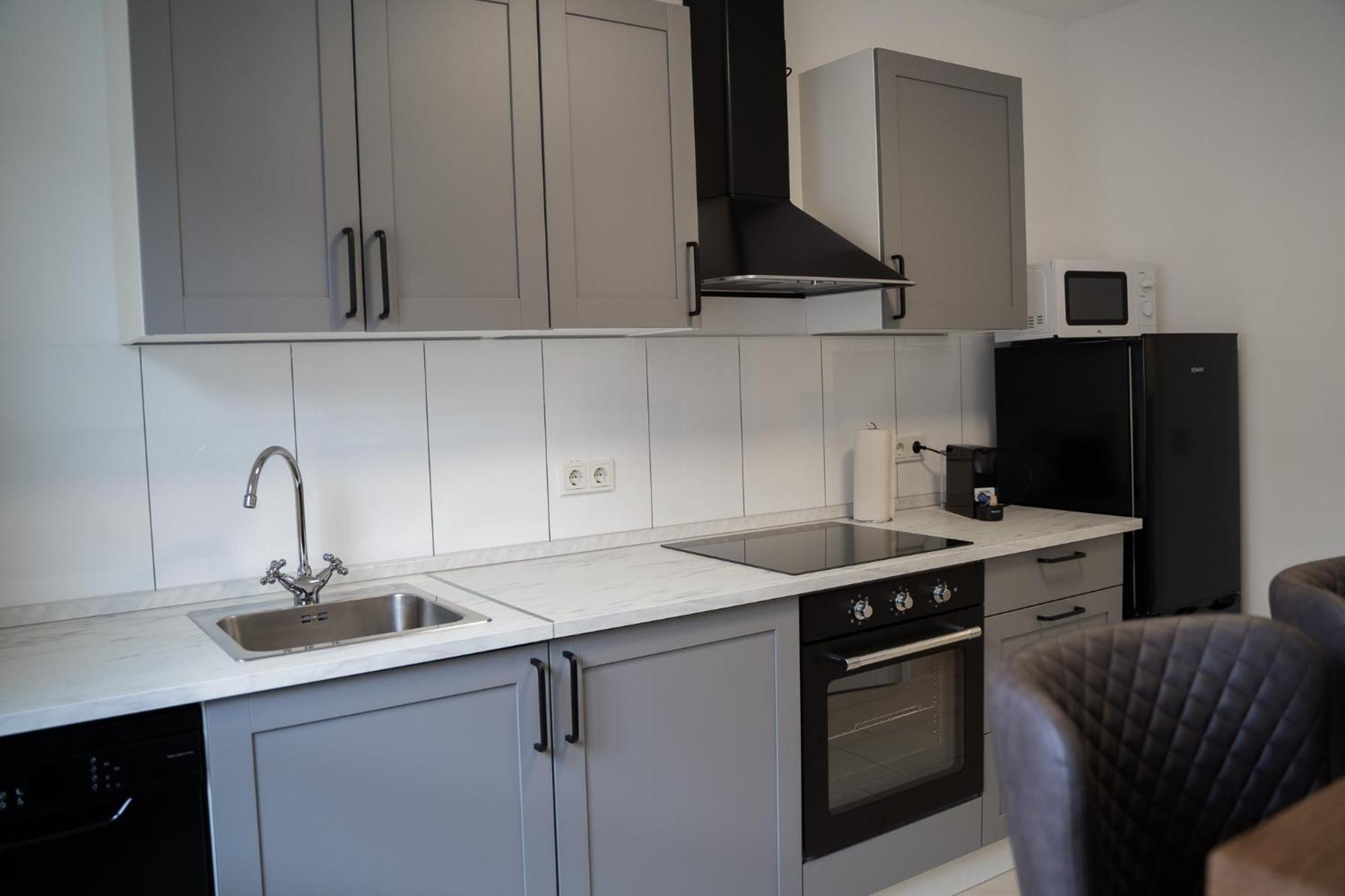 Gemuetliche & Individuelle Ferienwohnungen In Krefeld - Junik Apartments Екстер'єр фото