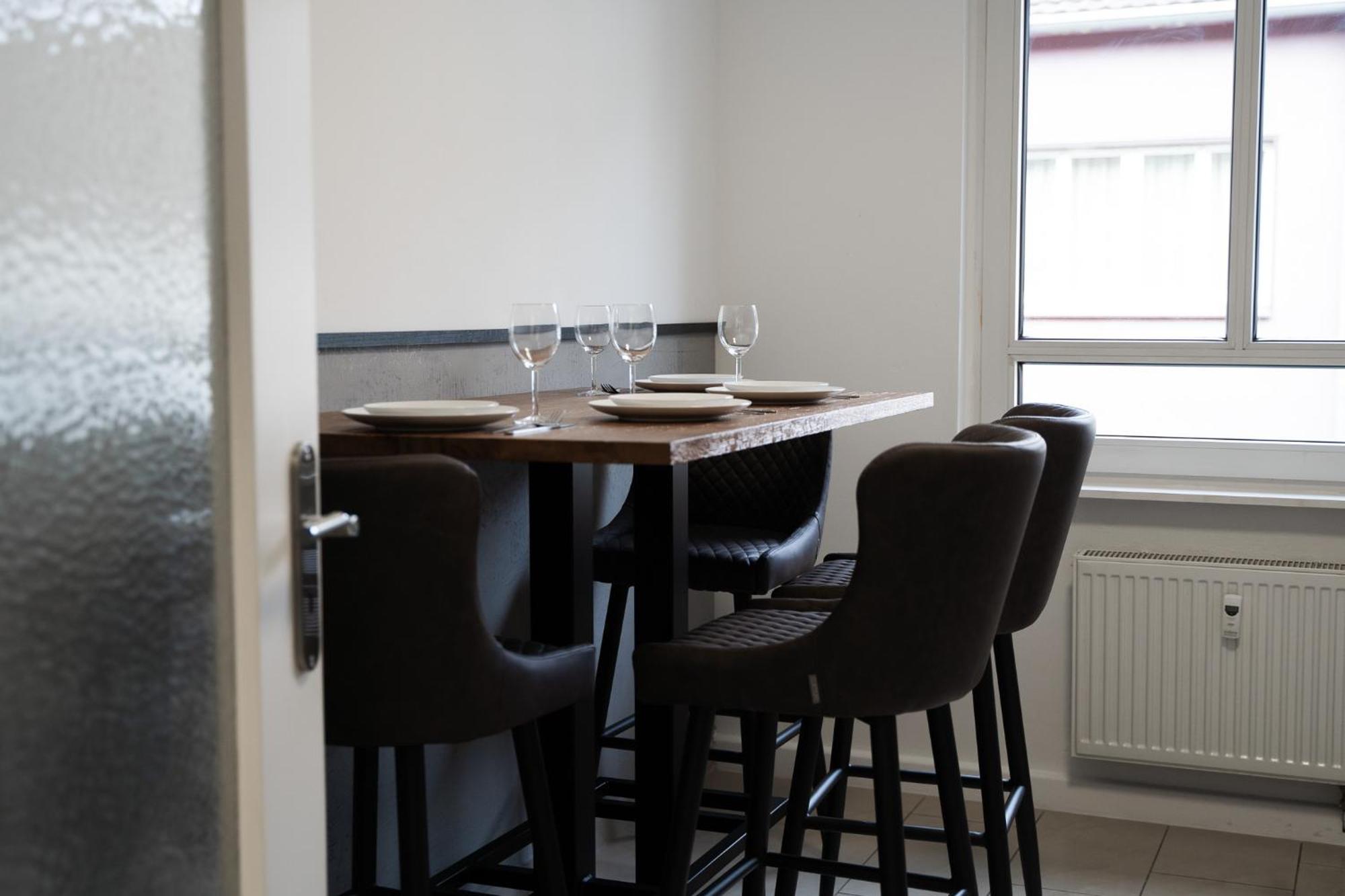 Gemuetliche & Individuelle Ferienwohnungen In Krefeld - Junik Apartments Екстер'єр фото