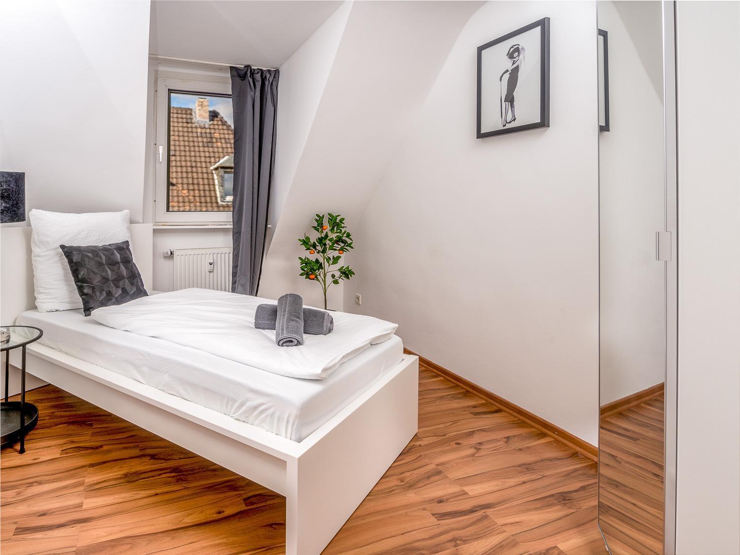 Gemuetliche & Individuelle Ferienwohnungen In Krefeld - Junik Apartments Екстер'єр фото